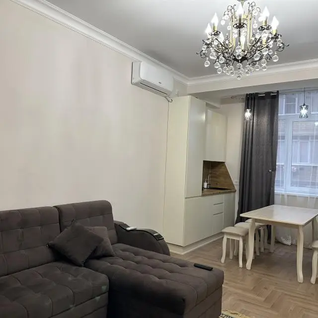 Real photos of Elenika on Gaptsakhskaya street 8