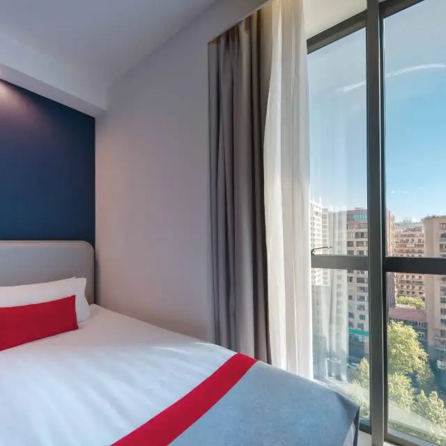 Real photos of Holiday Inn Express Yerevan