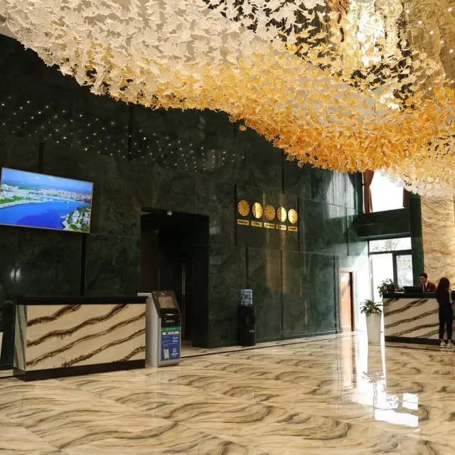 Реальные фото Mir Luxe Plaza (Мир Люкс Плаза)