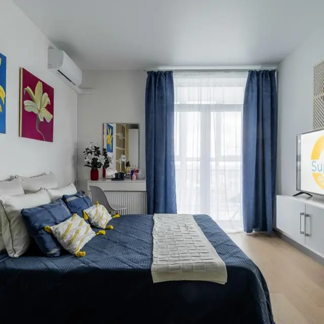 Real photos of SunSet Lily Studio