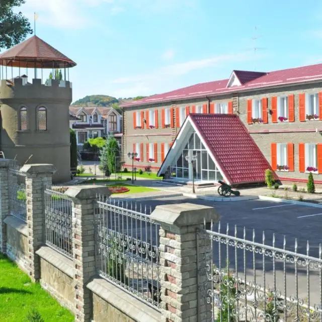 Real photos of Old Courtyard