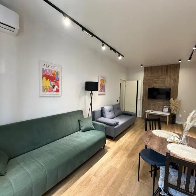 Real photos of Cozy 2-room apartment.renovated apartment at NLMK