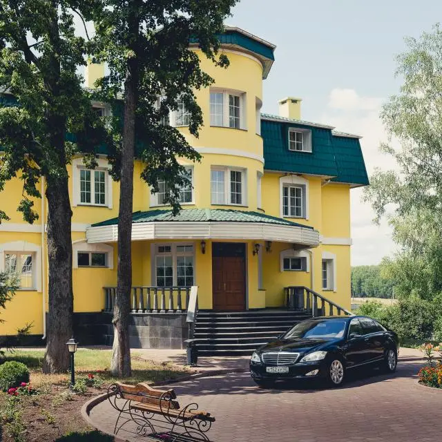 Real photos of Lesnoye