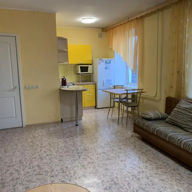 Real photos of One-room apartment on Lenin street 28
