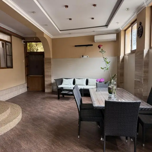 Real photos of Guest House Mira