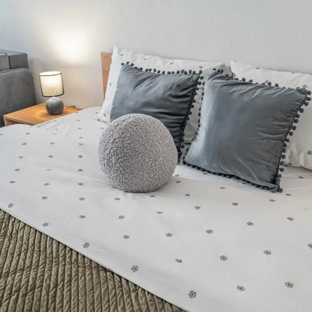 Real photos of 1-room apartment next to the Judo Palace from Welcome V Ekb