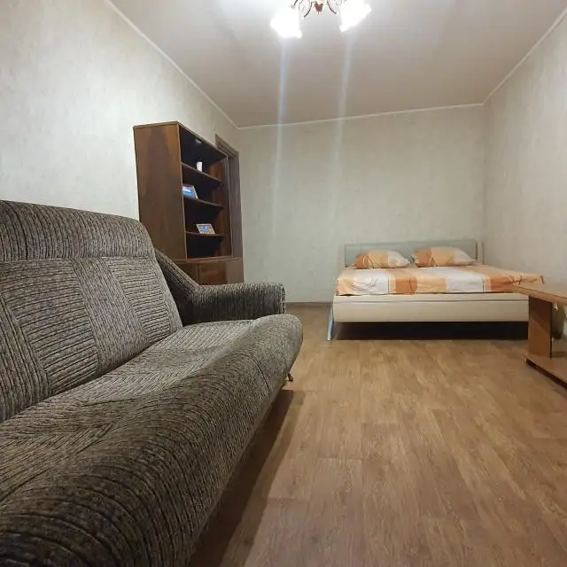 Real photos of Po sutkam 33 on Gorkogo street 77