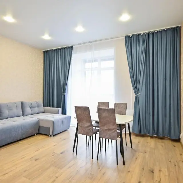 Real photos of City124 on Peter Podzolkov street 10