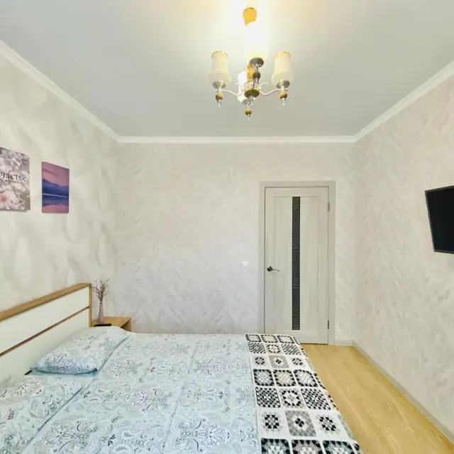 Real photos of PURPLE SUNSET EURO-2 apartment on Krasny Partizan street 1/4k5