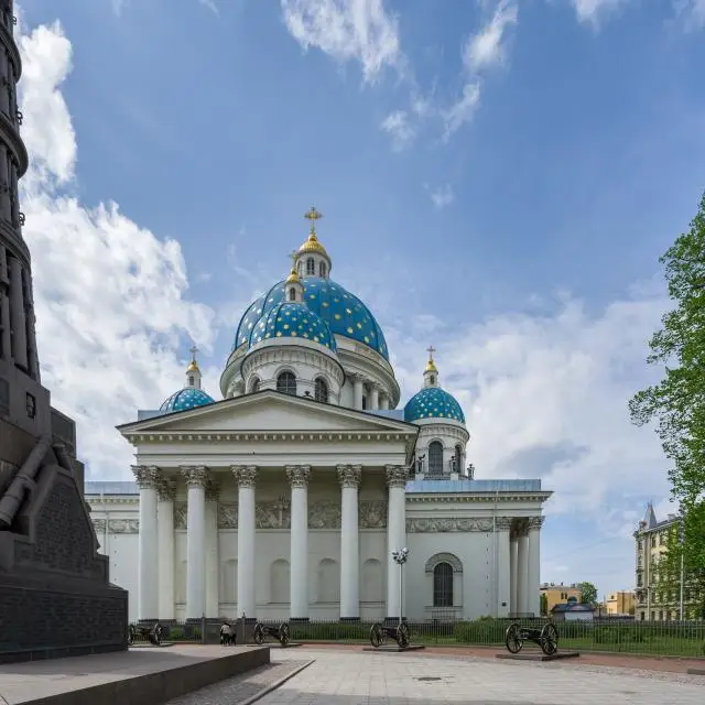 Real photos of RentalSPb on Fontanka River embankment 130