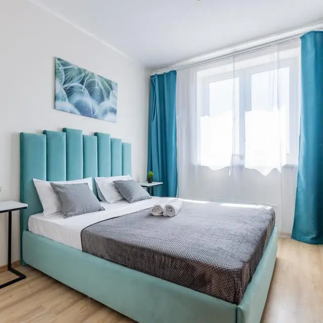 Real photos of DreamHouse on Krestinsky 8