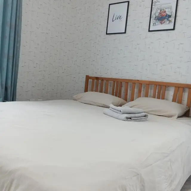 Real photos of Apartments on Druzhby Narodov 57