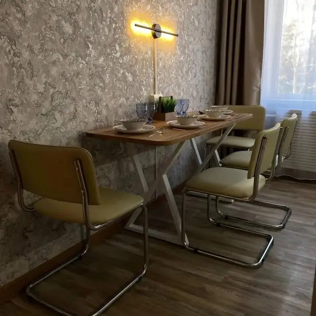 Real photos of Newly renovated two-bedroom apartment near the railway station