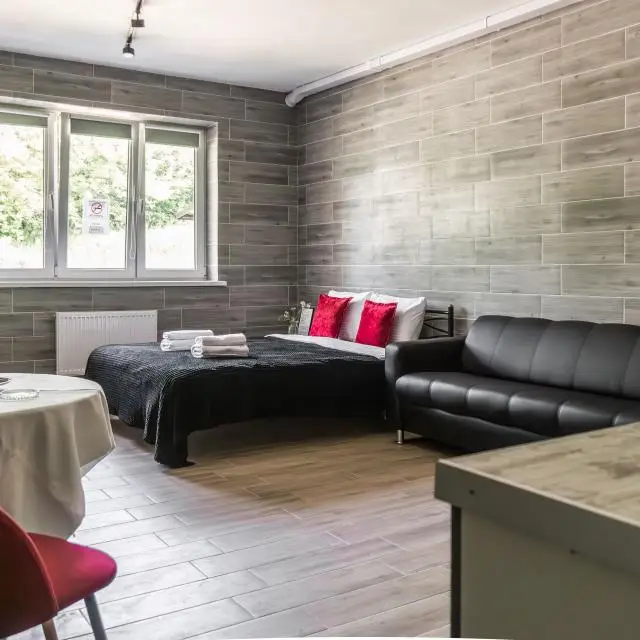 Real photos of New studio with infrared sauna
