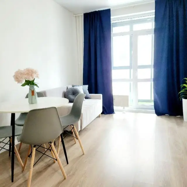 Real photos of IN A PLACE on 15 Mezentseva Street