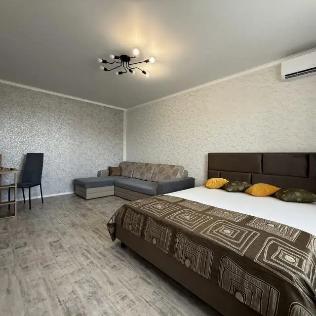 Real photos of Apartment from the company Home Hotel on Samoryadova, 2