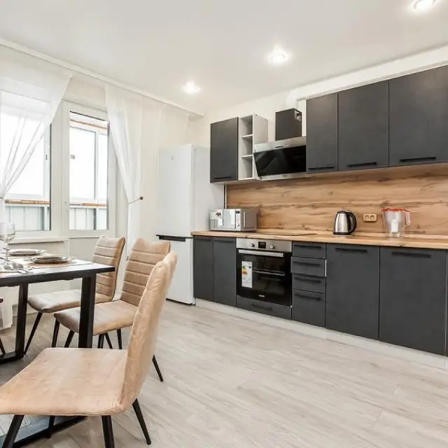 Real photos of EasyRent on Revolyutsionnaya 13A Street