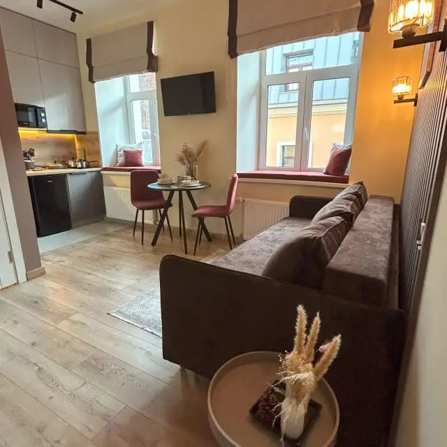 Реальные фото Новая Студия Home10 в Центре на Полтавской