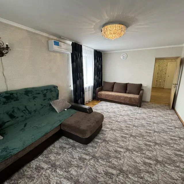 Реальные фото Ильдерек на улице Татарстан 9