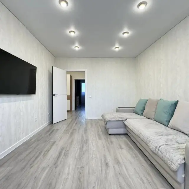 Real photos of One-bedroom apartment in a newly developed area of the city 