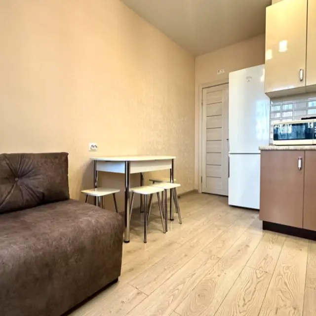 Реальные фото Апартаменты Rooms and apartaments group Чапаева 59 №2