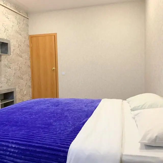 Real photos of Apartments on Montazhnikov street 1