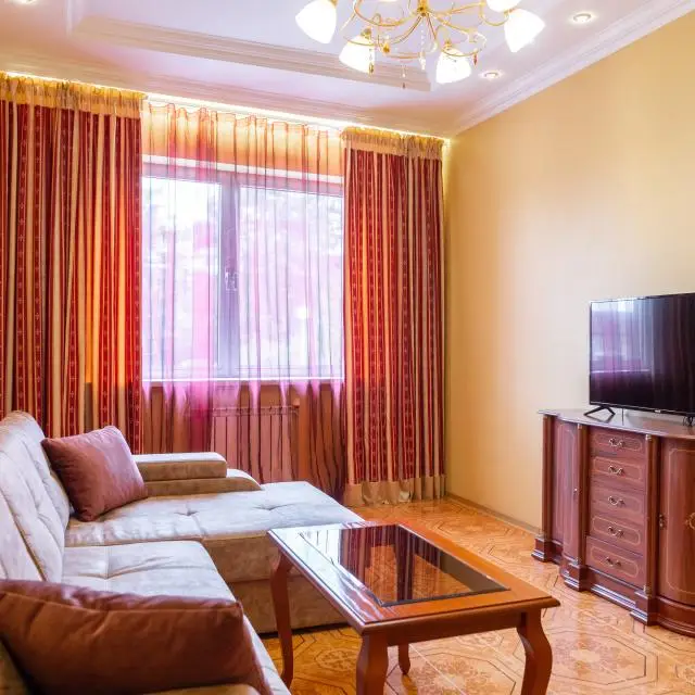 Реальные фото LetoApart на улице Кубанская 12Б ЖК Премьер 