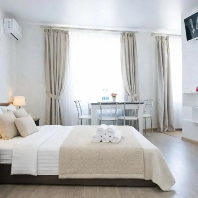 Real photos of BestFlat24 (BestFlat24) on Dokuchaev lane 2