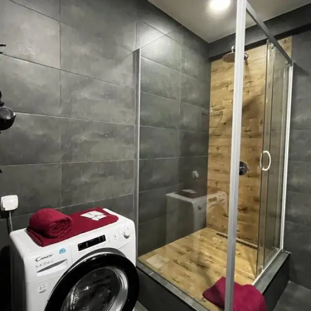 Real photos of Apartments on 5A Floral Boulevard