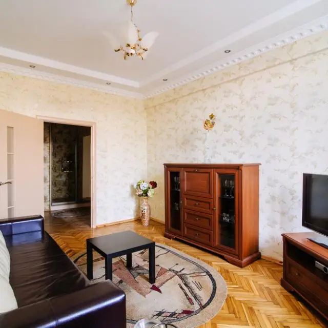 Real photos of Two-room apartment on 44 Independence Avenue