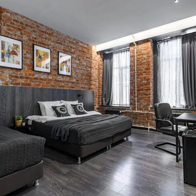 Реальные фото Sergeew Apartments (Сергеев Апартментс)