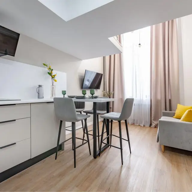 Real photos of ApartMe of the Brave 10 