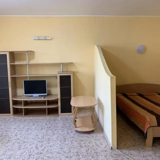 Real photos of One-room apartment on Lenin street 28