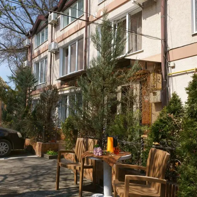 Real photos of On Gorky Street