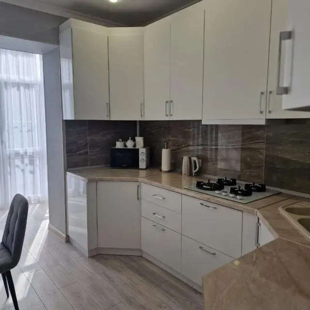 Реальные фото Flatirini (Флатирини) на улице Весенняя 21К