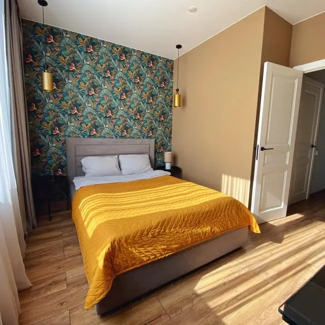 Реальные фото CrystalRentals (КристалРенталс) на улице Профсоюзная