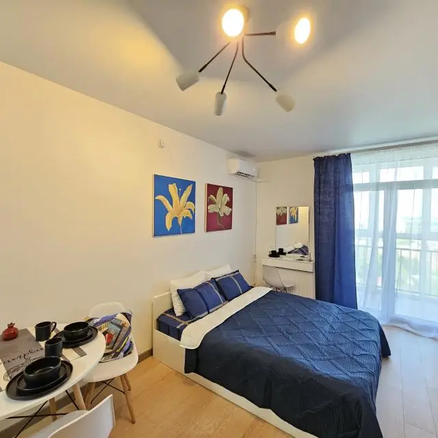 Real photos of SunSet Lily Studio