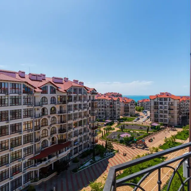 Real photos of Cozy 2k apartment by the sea in the elite residential complex "Chernomorsky-2" from LetoApart