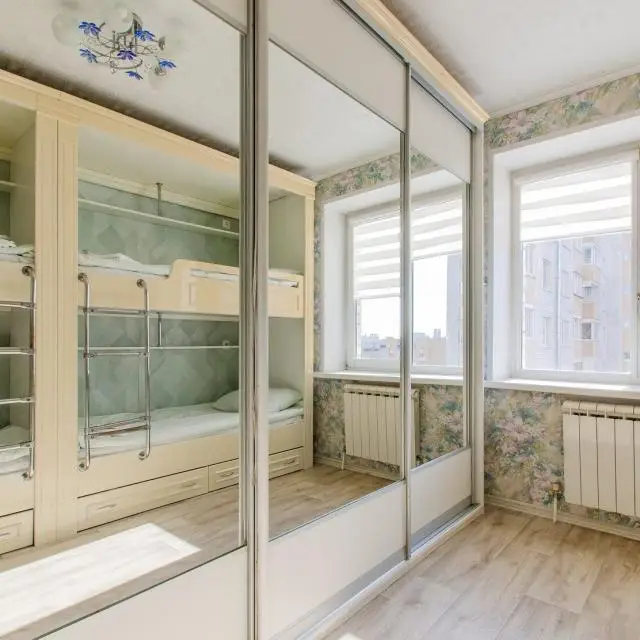 Real photos of Krylia Apartment Bureau on Stroiteley Street 6