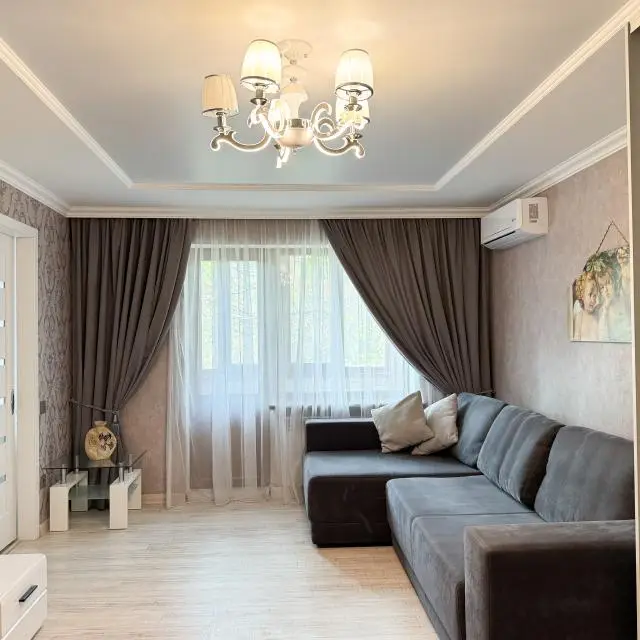 Real photos of Apartments on Bakhchivandzhi street 18