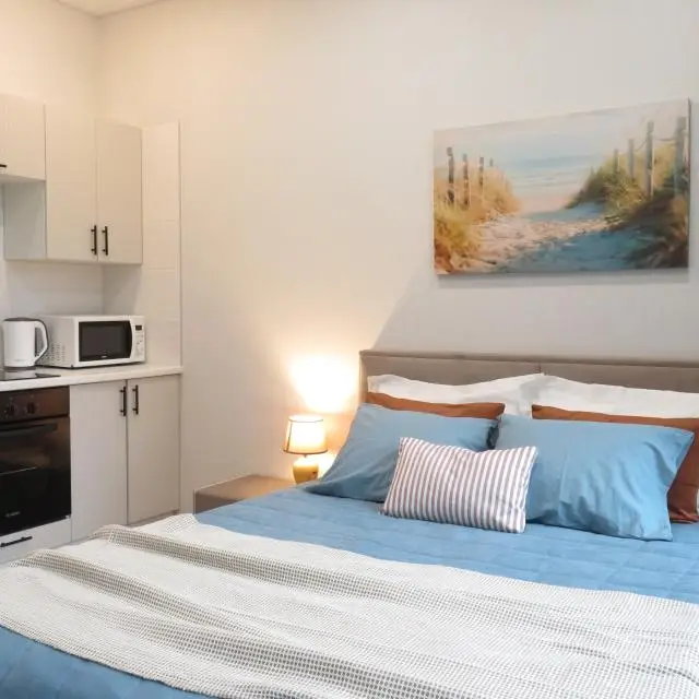 Real photos of Studio apartment near the metro