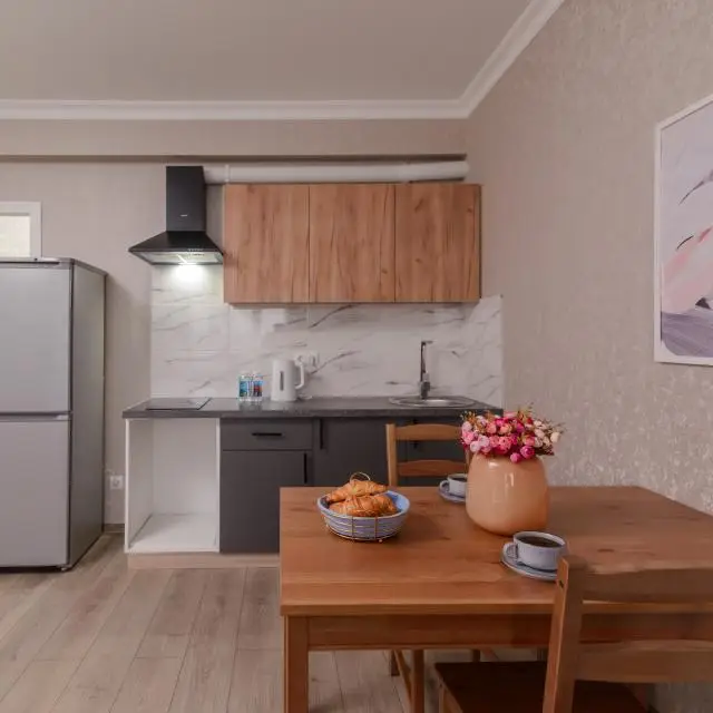 Real photos of Victory Apartment on Stroiteley Street 5