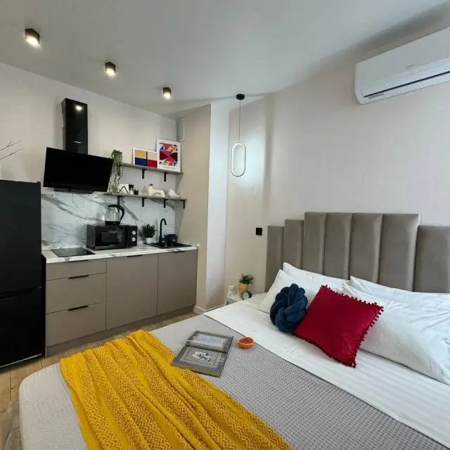 Real photos of Studio on Lenin Avenue