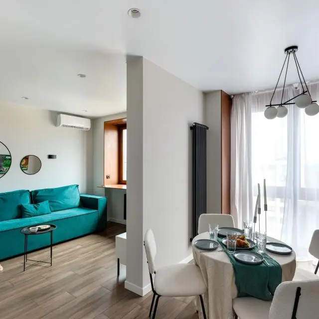 Реальные фото Home24 на улице Василия Ощепкова 1