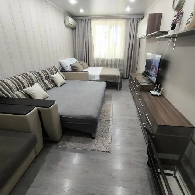 Real photos of 1-room apartment " Elite " near the 300th Anniversary of Taganrog Park