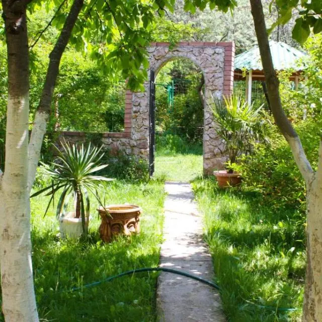 Real photos of Perevalnoe eco house