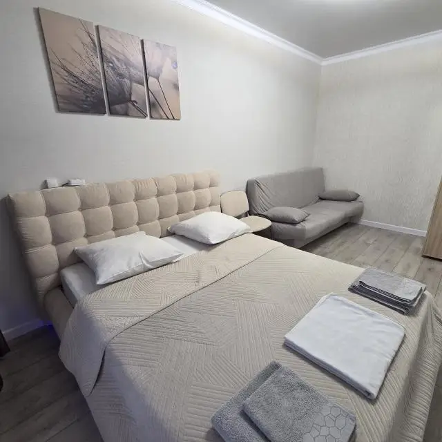 Real photos of Apartment VVA / Heroes of Russia Square