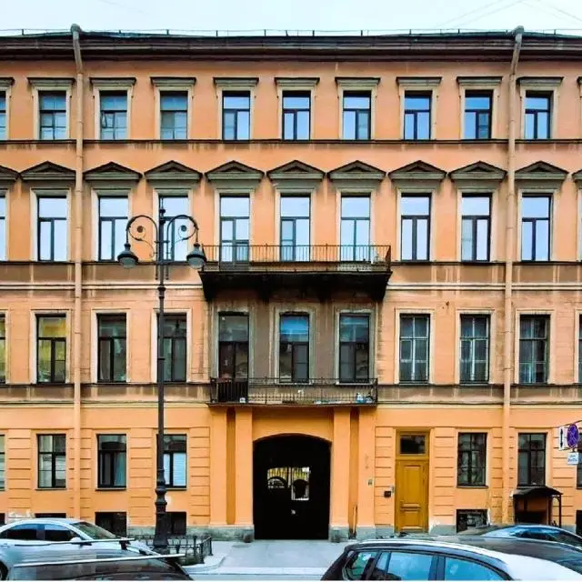 Real photos of Mohovaya 7