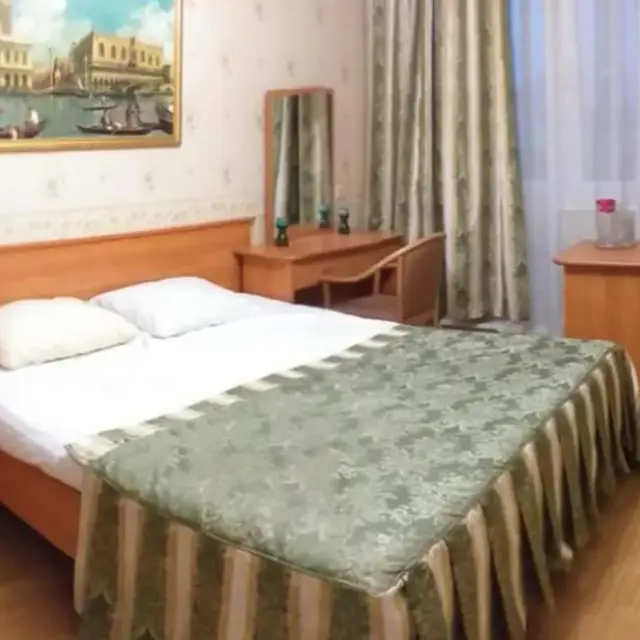 Реальные фото Добро пожаловать в столицу на улице Большая Спасская 27