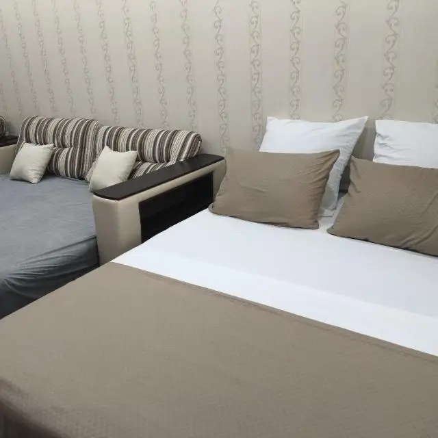 Real photos of 1-room apartment " Elite " near the 300th Anniversary of Taganrog Park